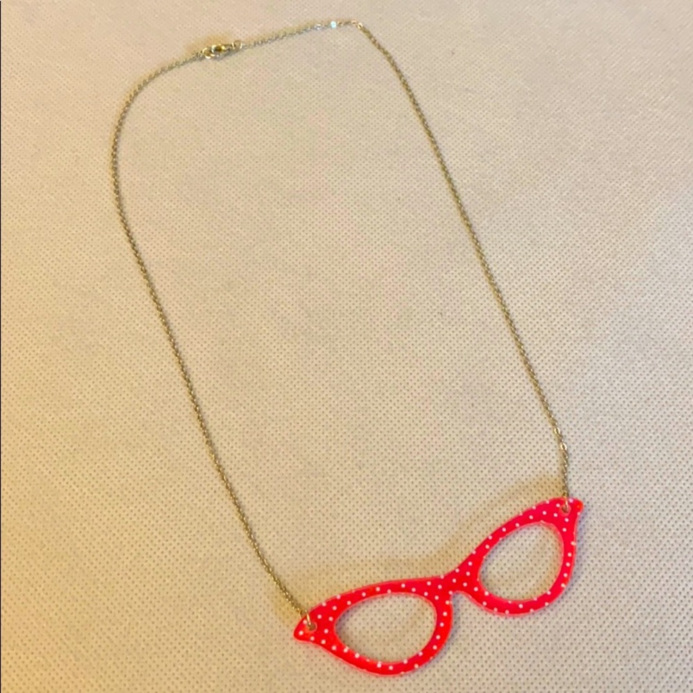 Adorable Glasses Necklace